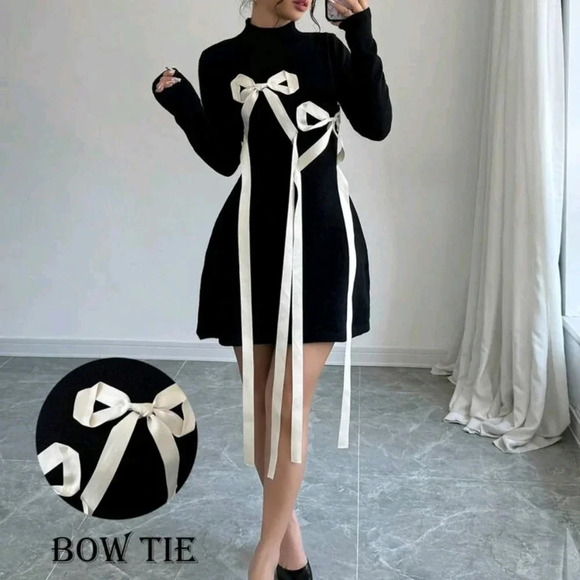 Women's Bow-Tie Waist Knitted Sweater Dress - Picture 1 of 5